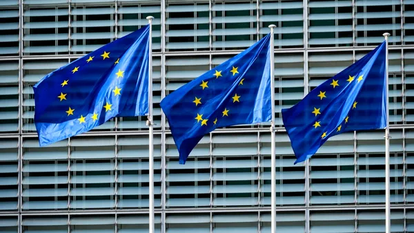 Comisia Europeană va emite EUROBONDURI de 70 de miliarde de euro în semestrul al doilea