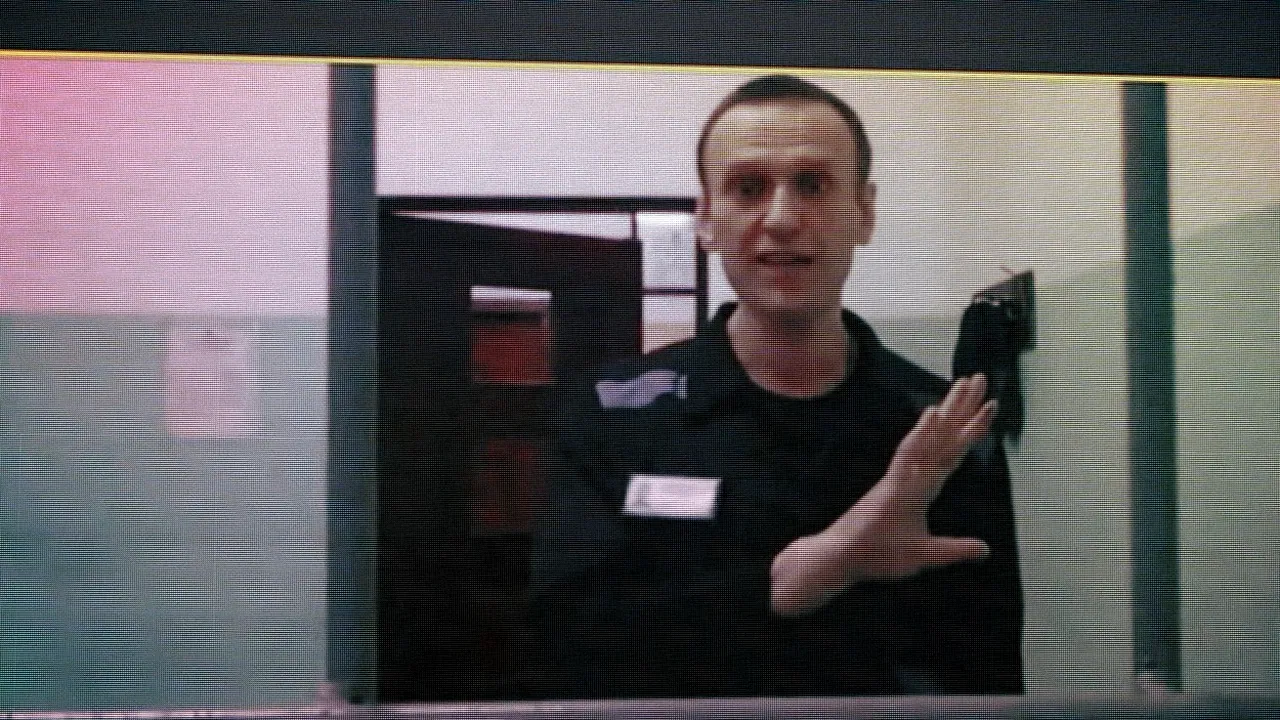 Alexei Navalnîi a bifat 220 de zile la IZOLARE: ”Nu mi-au dat dreptul la vizită, nu m-au lăsat să-mi sun soția, au spus că sfidez instanța”