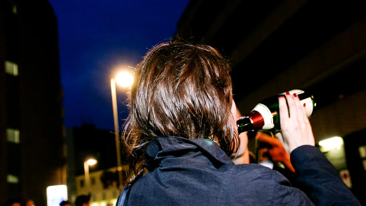 O studentă A MURIT după ce a petrecut într-un club. Fata consumase o substanță NECUNOSCUTĂ