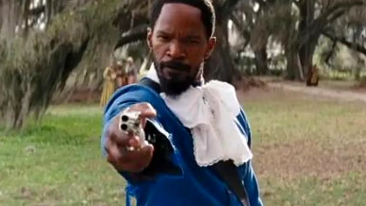 Cât l-a costat instalația de luminițe pentru Crăciun pe actorul Jamie Foxx 