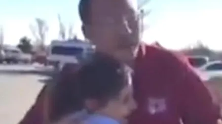 Ce a primit o chelneriță în loc de bacșiș. 