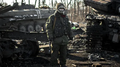 Ce se întâmplă cu adevărat în estul Ucrainei, după Minsk 2? Răspunsul s-a dat ieri, la telefon. Pe fir se aflau patru nume sonore