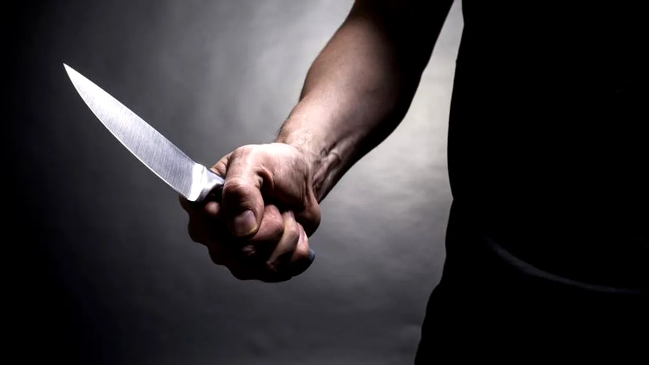 Caz incredibil la Medgidia. Tânăr de 20 de ani, înjunghiat în spate de trei minori. Ce vârste au agresorii