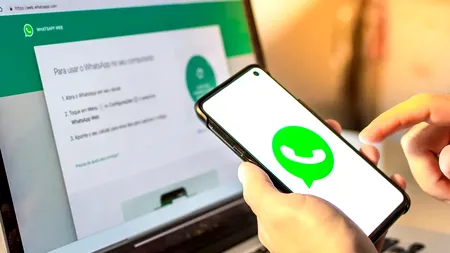 Aplicația WhatsApp, afectată de o FRAUDĂ online majoră. Ce este „schema 1.800” și cum te poate lăsa fără banii de pe card