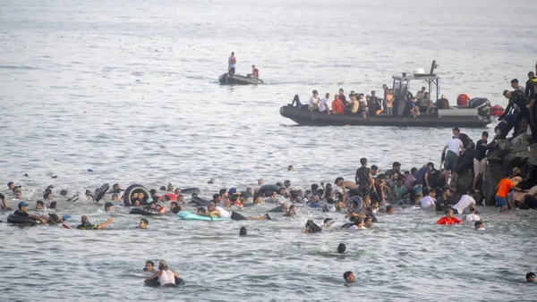 Italia suspendă aplicarea acordului Schengen cu Spania după valul de migranți din Ceuta
