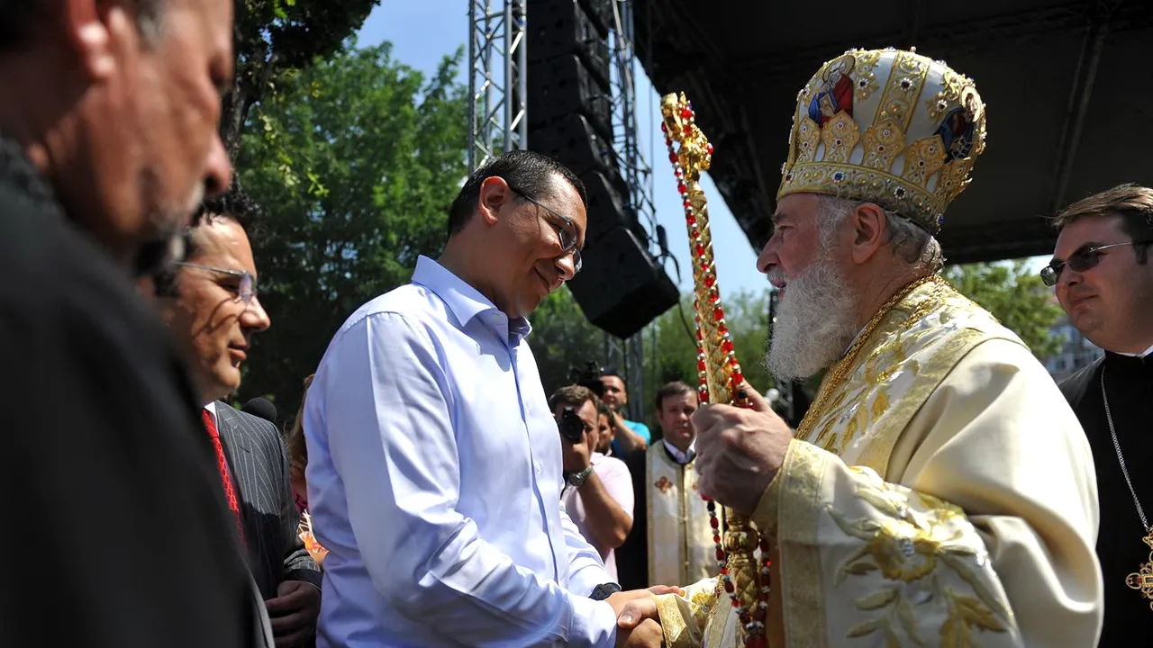Guvernul dă din Fondul de rezervă 2 milioane de lei pentru Mănăstirea Nicula unde Ponta a sărbătorit Sfânta Maria