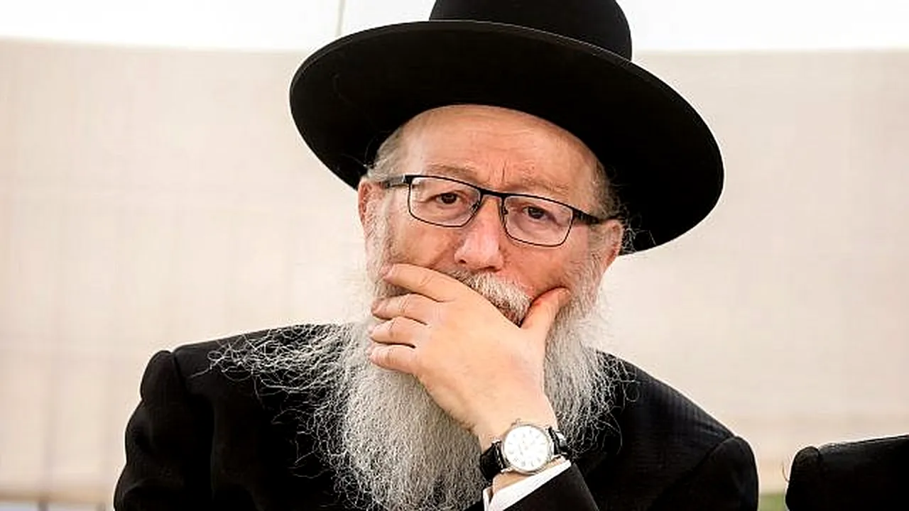 CONFIRMAT. Ministrul care a spus că noul virus este o ”pedeapsă” pentru homosexualitate, testat POZITIV