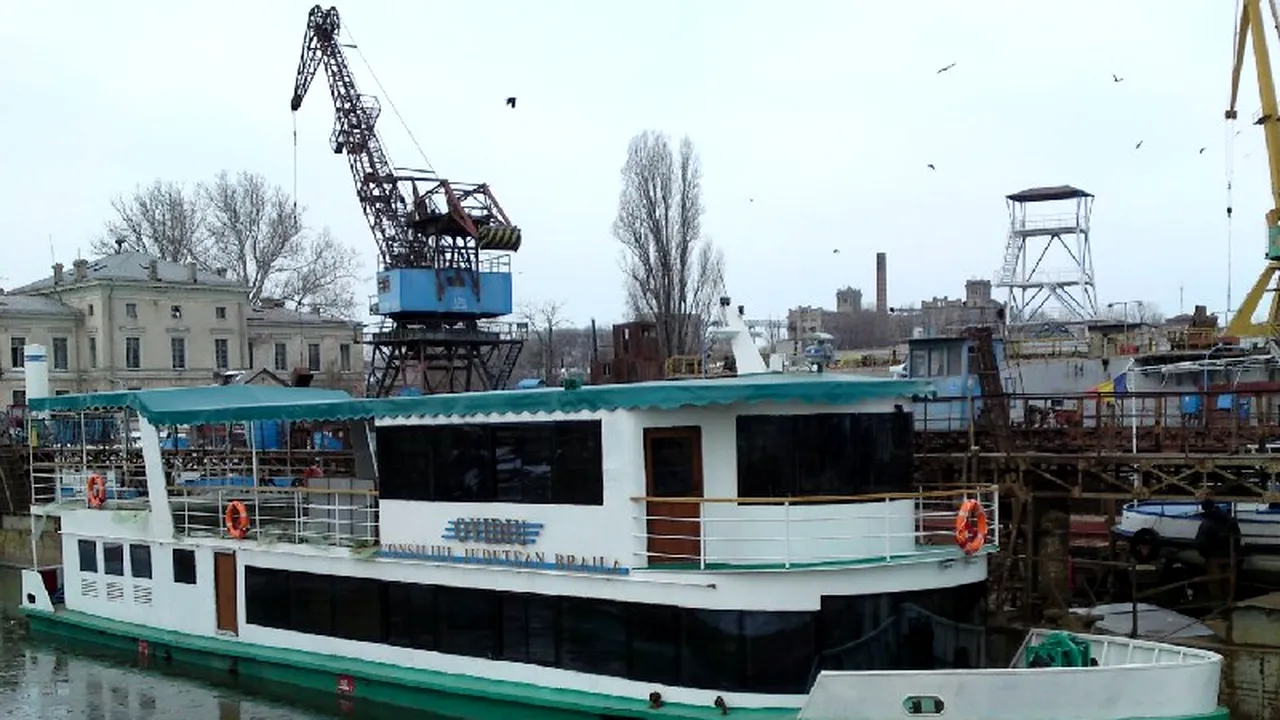 Prima decizie luată de liberalul Ovidiu Nechita, numit interimar la șefia CJ Brăila: ședință pe nava Ovidiu. Reacția consilierilor