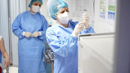 A doua tranșă de vaccinuri anti-COVID întârzie. Când vor ajunge dozele în România