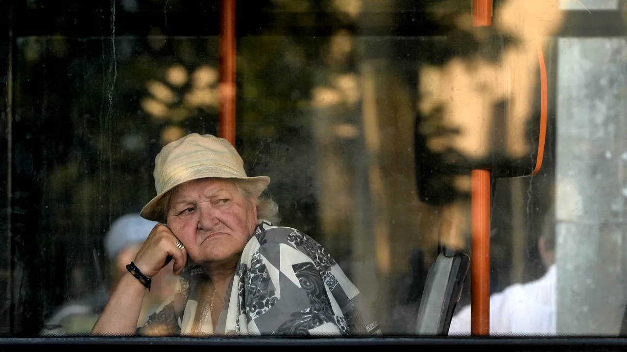 HARTA ROMÂNIEI LA PENSIE. Radiografia unui fenomen încă nerezolvat. „Mă gândeam că la pensie voi avea libertate, dar lucrurile sunt altfel acum