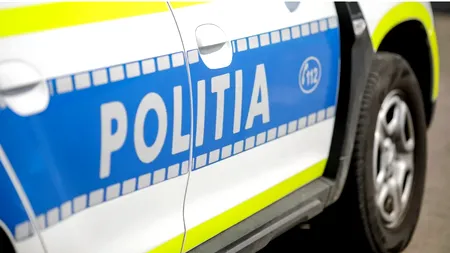 Scene șocante în Bacău. Femeie bătută de soț pe stradă, cu PARUL, pentru că a spart un borcan