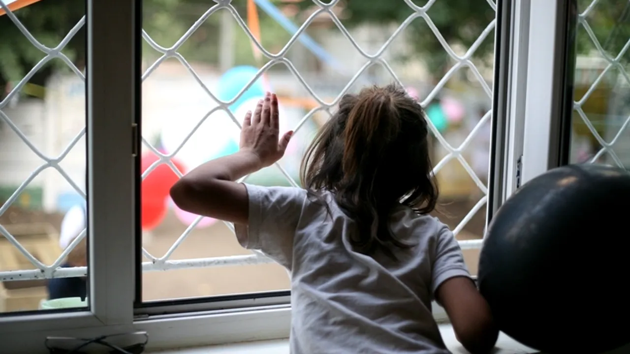 I-a scris un BILET care face acum întreaga planeta să râdă