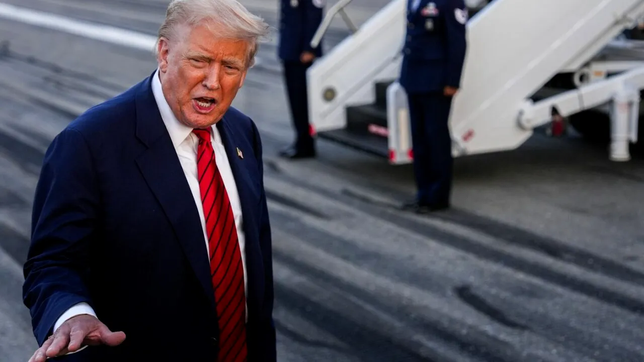 India finanțează OFENSIVA Moscovei împotriva Kievului prin achiziționarea de petrol rusesc, a declarat un consilier al lui Trump 