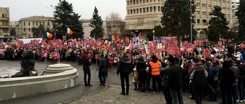 700 de oameni, în stradă la Ploiești pentru familia Bodnariu
