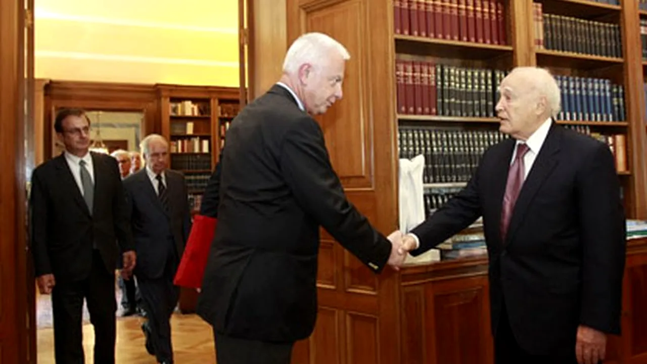 GRECIA A NUMIT UN NOU GUVERN