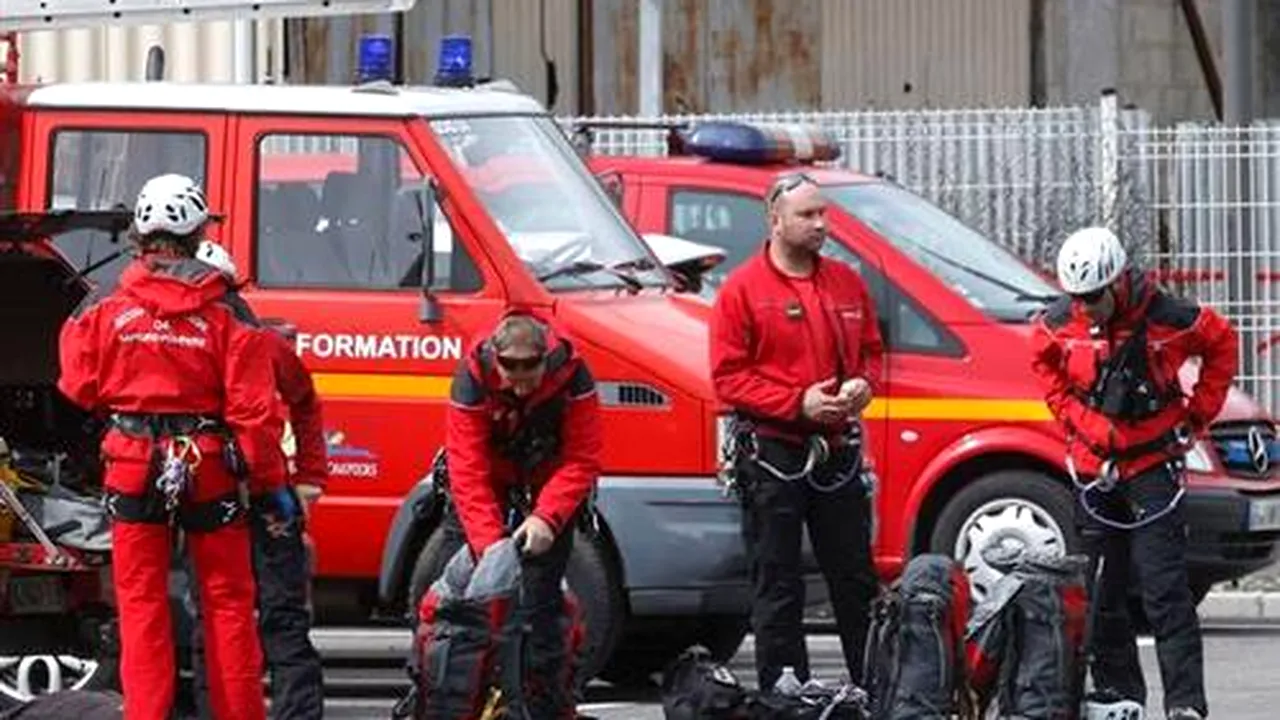 O echipă de fotbal din Suedia ar fi trebuit să se afle în avionul Germanwings prăbușit în sud-estul Franței
