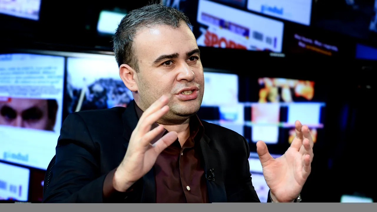 Darius Vâlcov își publică romanul vieții