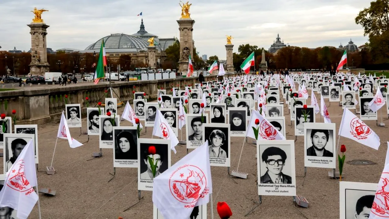 Avionul prăbușit în Iran are un precedent istoric. Cum au doborât americanii din greșeală un avion iranian cu 290 de oameni 