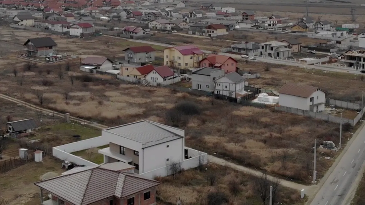 Precizări cu privire la articolul „Incredibil. Cum se trăiește în 2020 într-o zonă rezidențială de lux de lângă Craiova”