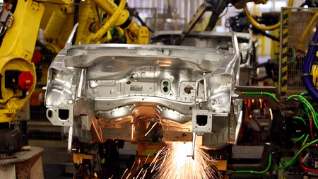 Profitul operațional al Peugeot s-a prăbușit în primul semestru, de la 1,16 MILIARDE la 4 milioane de euro