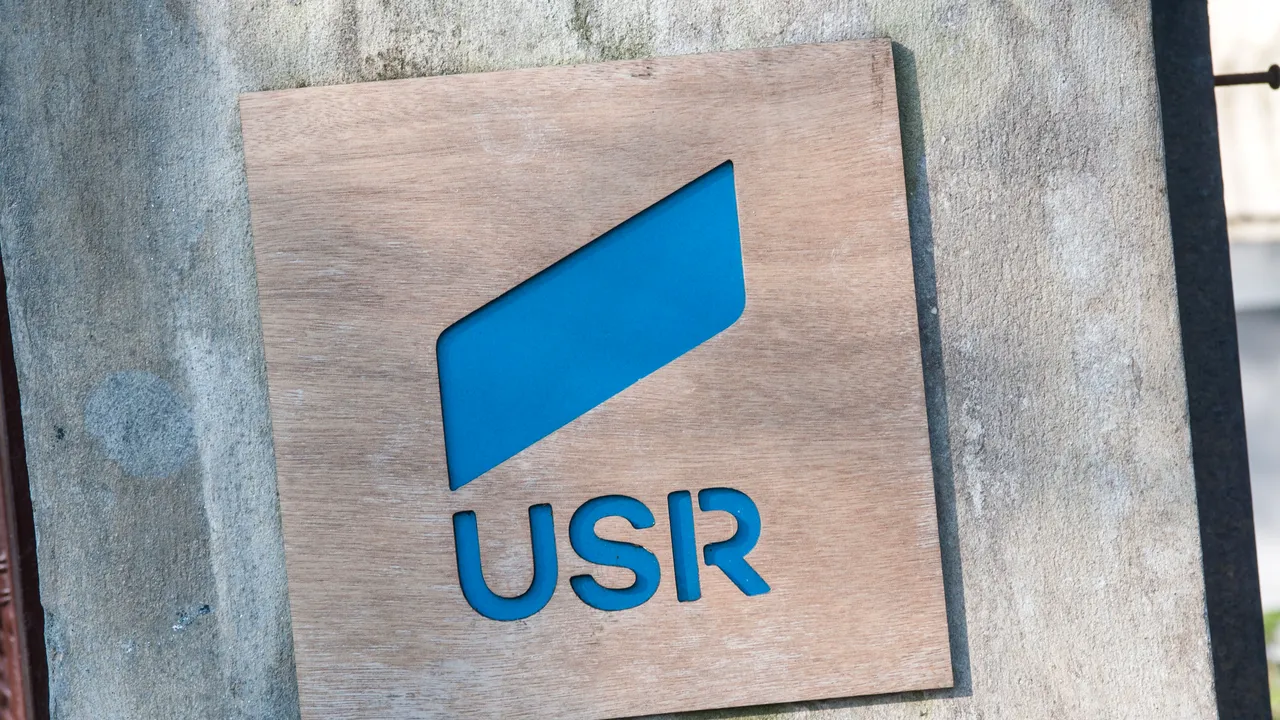 USR cere Comisiei legilor electorale să dezbată proiectul pe alegerea primarilor în două tururi