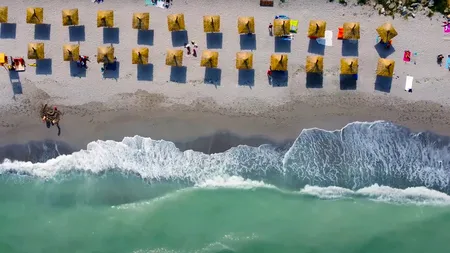 Stațiunea de pe litoralul românesc care seamănă izbitor cu Grecia. Mulți turiști trec pe lângă ea fără să-și dea seama