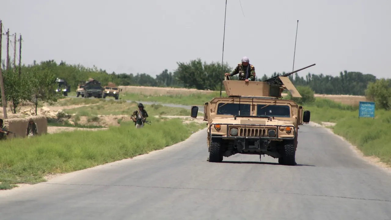 Afganistan: Talibanii au cucerit o nouă capitală de provincie