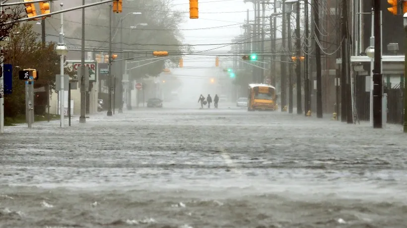 URAGANUL SANDY.  GALERIE FOTO+VIDEO: Ce a rămas în urma furtunii devastatoare care a lovit America