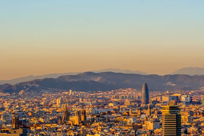 Orașul european care interzice Airbnb. Care este motivul