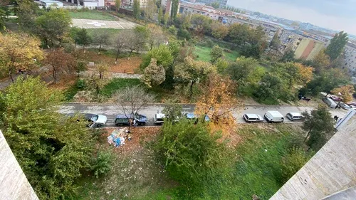 Imagini de coșmar, la morga Spitalului Județean Craiova: Dricurile stau la coadă, ca să  ridice morții! Printre ei, și pacienți Covid