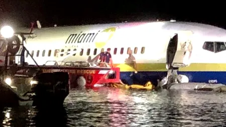 Un Boeing 737 cu 136 de persoane la bord a intrat într-un râu din Florida, nu există victime