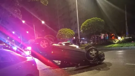 Accident spectaculos pe Bulevardul Iuliu Maniu: Nouă mașini și un scuter au fost AVARIATE / Ce a pățit șoferul care ar fi provocat dezastrul