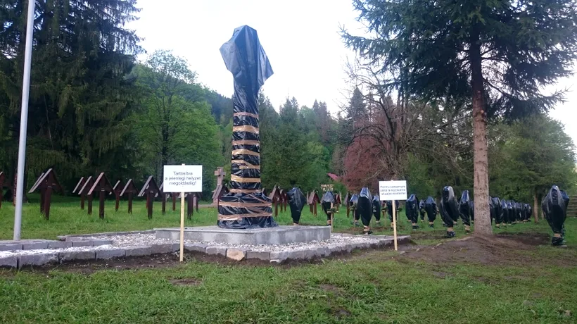 Cum se poziționează aleșii locali din Ținutul Secuiesc în scandalul crucilor acoperite din Cimitirul Valea Uzului