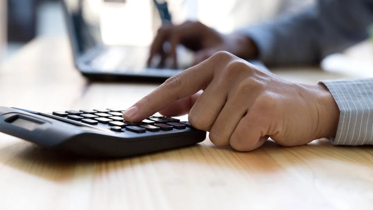 Românii care au calculatoare cu sisteme vechi de operare nu vor mai putea depune online declaraţiile fiscale. ANAF: E nevoie de toate update-urile la zi