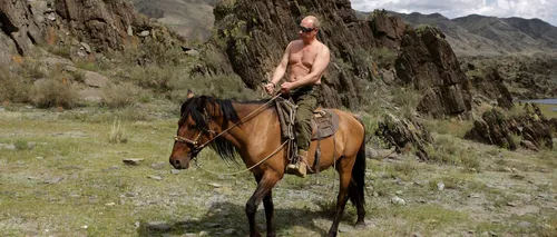 Vladimir Putin, ironizat pentru imaginea de „macho”, de liderii G7: „Trebuie să avem şi noi fotografii călare cu pieptul gol”
