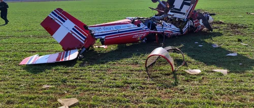 Un faimos pilot de acrobație a murit după ce s-a prăbușit lângă Ploiești/VIDEO