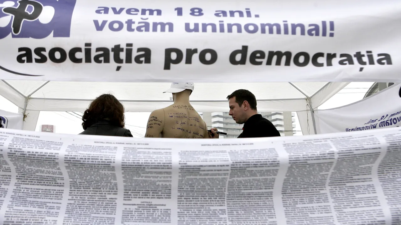 Pro-Democrația, consternată de adoptarea votului într-un singur tur pentru Parlament, critică USL