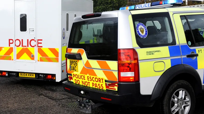 Trei femei suspectate de terorism au fost reținute de Poliția britanică 
