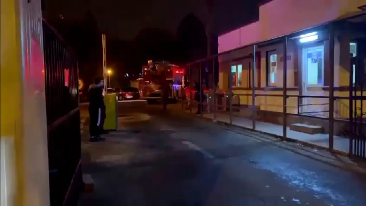 Risc de incendiu la Institutul Marius Nasta din Capitală! Mai multe echipaje au fost mobilizate după ce la unitatea mobilă ATI a fost semnalat fum