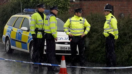 Doi români se află pe lista celor mai căutați infractori străini din Marea Britanie