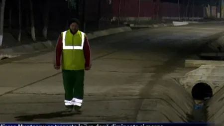 Un bărbat dintr-o comună din Iași merge zilnic 20 de kilometri pe jos pentru a ajunge la muncă. El mătură străzile ca să își întrețină fiul de doar un an