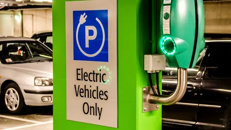 Două companii japoneze pregătesc un parteneriat pentru mașinile electrice