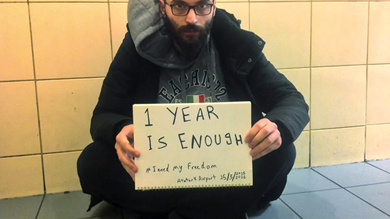 De ce este un imigrant sirian blocat de un an în aeroportul din Istanbul