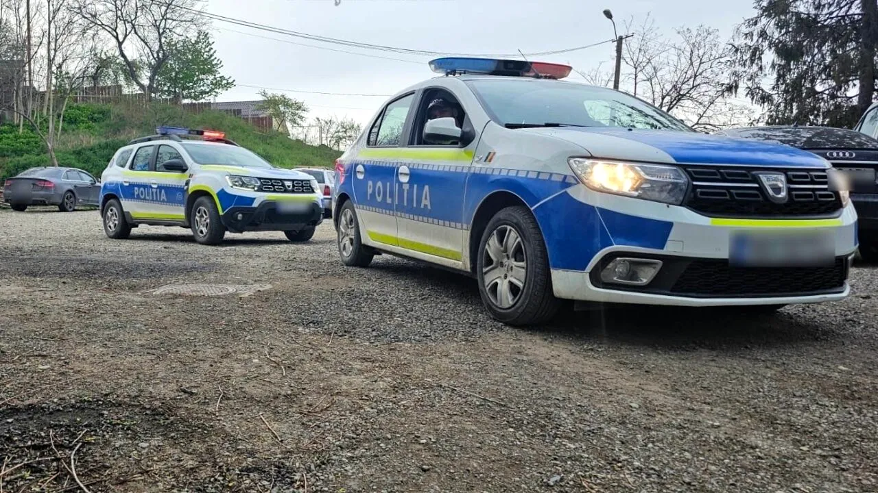 Scandal într-un mall din sectorul 6. Un bărbat s-a transformat din agresor în victimă, fiind dezarmat și ÎNJUNGHIAT cu propriul cuțit de un alt bărbat