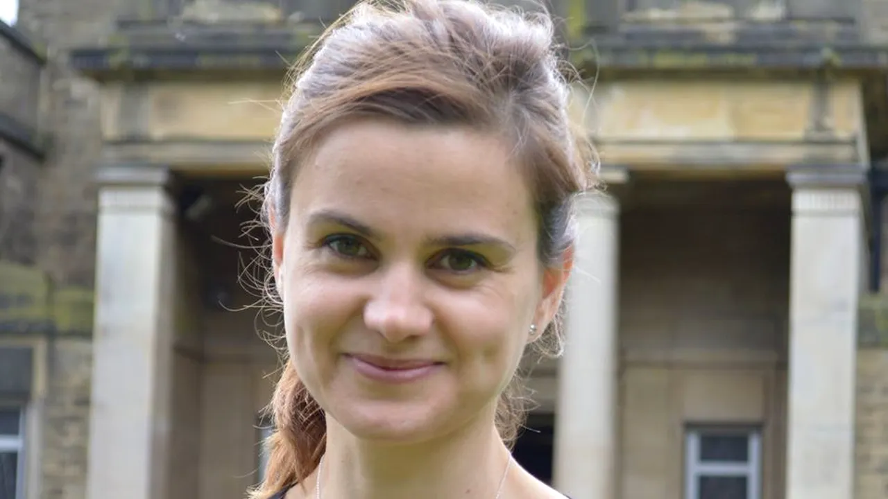 Asasinul parlamentarei britanice a fost inculpat. Ce a declarat judecătorilor