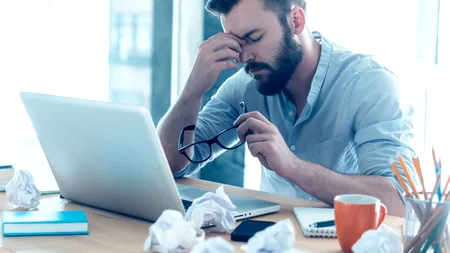 Românii muncesc mai mult decât germanii, dar productivitatea este sub media UE