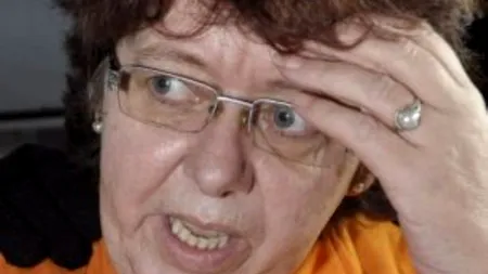 O britanică în vârstă de 56 de ani, prinsă cu cocaină în valoare de 2 milioane de euro în valiză