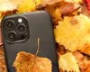 Experiență inedită trăită de un parașutist britanic. Și-a scăpat iPHONE-ul într-un salt la 3.000 de metri. A rămas șocat când l-a regăsit