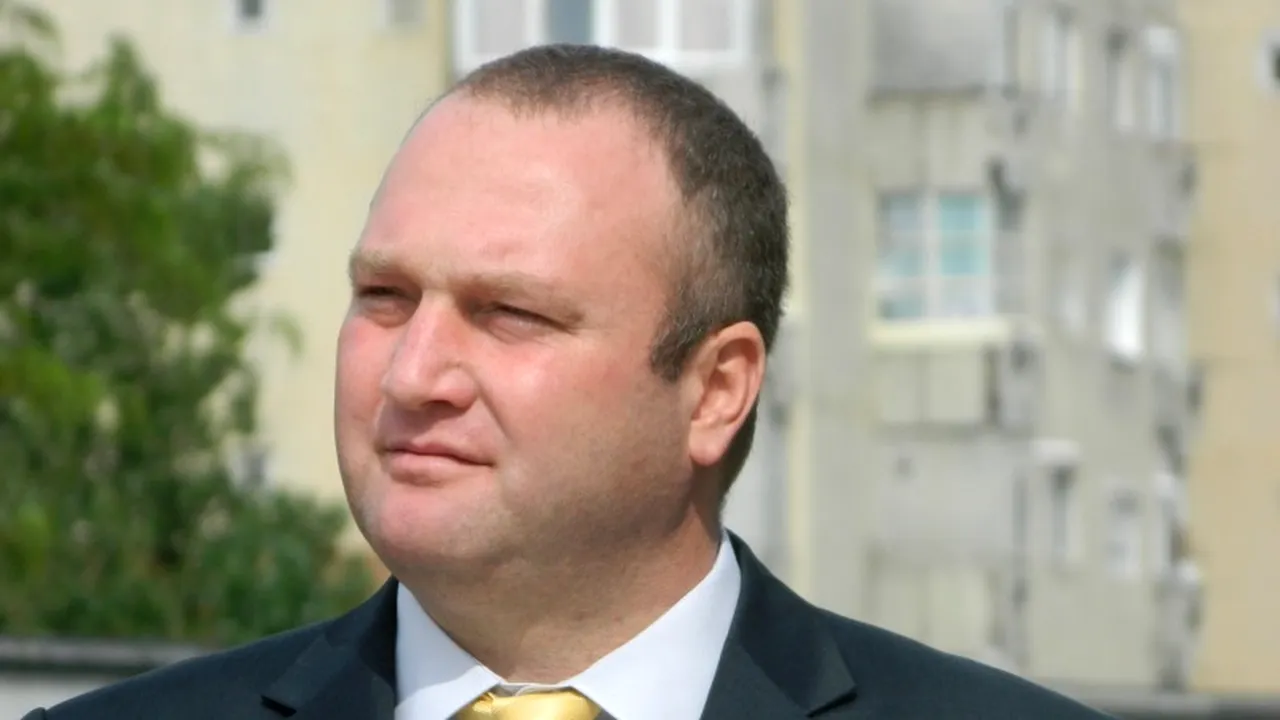 Fostul prefect de Olt, Eugen Ionică, a ajuns la spital după ce s-a împușcat accidental în mână