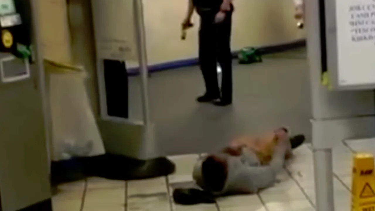 VIDEO. Ce a pățit un islamist care a încercat să decapiteze o persoană la Londra